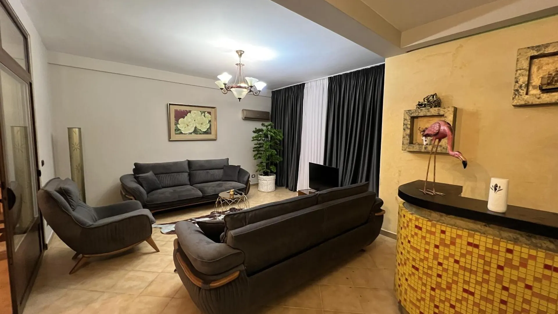 Elly Apartment Durres Albania